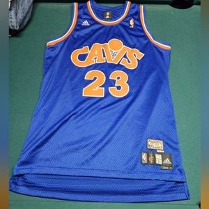 LeBron James Blue Adidas Hardwood Classics Cavs Jersey Size Large +2 Length